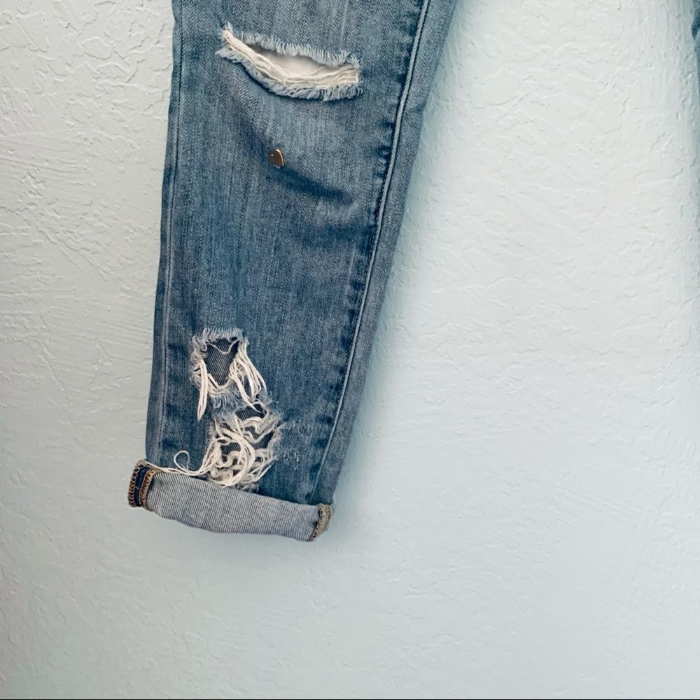Blank NYC Crop Studded Girlfriend Jeans Size 24 - Picture 8 of 15